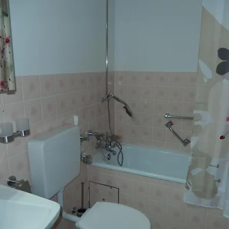Auszeit-mit-pool-studio-35-qm-sehr-zentral-gelegen Apartamento Todtmoos